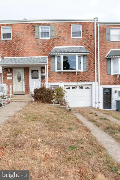 3527 CHALFONT DR, Philadelphia, PA 19154