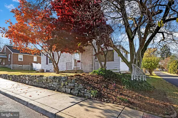 Ephrata, PA 17522,125 GERHART AVE