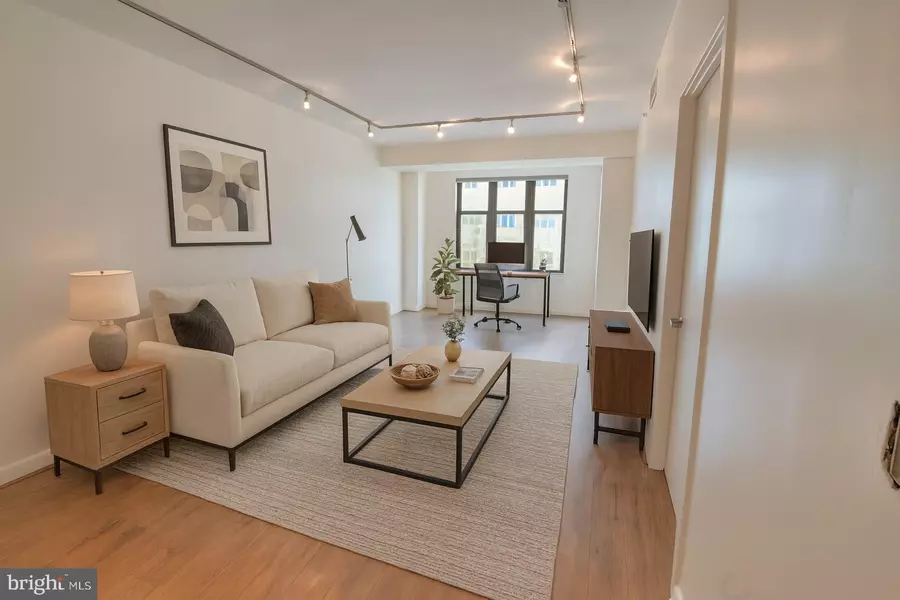 400 MASSACHUSETTS AVE NW #423, Washington, DC 20001