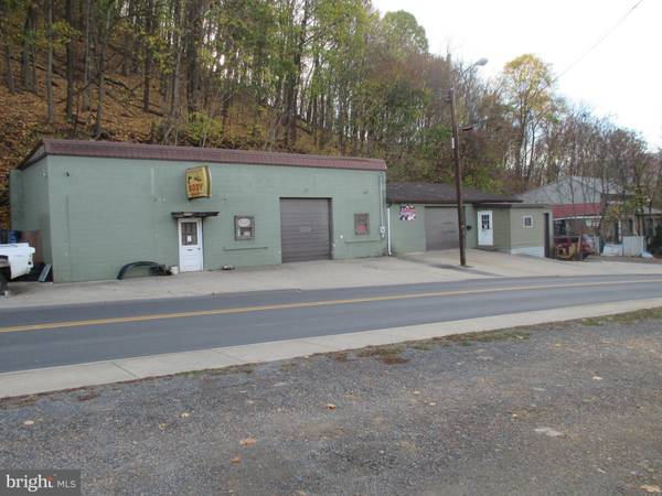 240-230 ARMSTRONG ST, Keyser, WV 26726