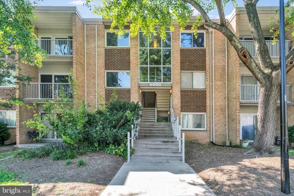 2900 KINGS CHAPEL RD #9,  Falls Church,  VA 22042