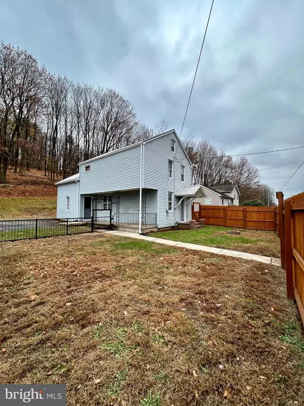 Pottsville, PA 17901,295 CHESTNUT ST