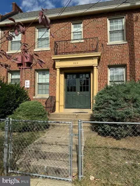 Washington, DC 20019,3528 CLAY PL NE