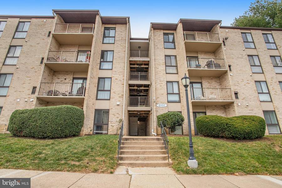 6151 EDSALL RD #M, Alexandria, VA 22304