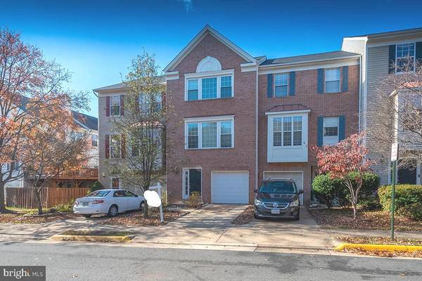 2461 CLOVER FIELD CIR,  Herndon,  VA 20171