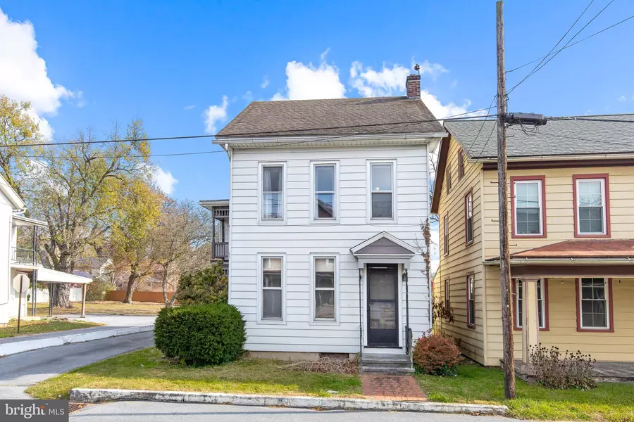 200 S LANCASTER AVE, Newmanstown, PA 17073