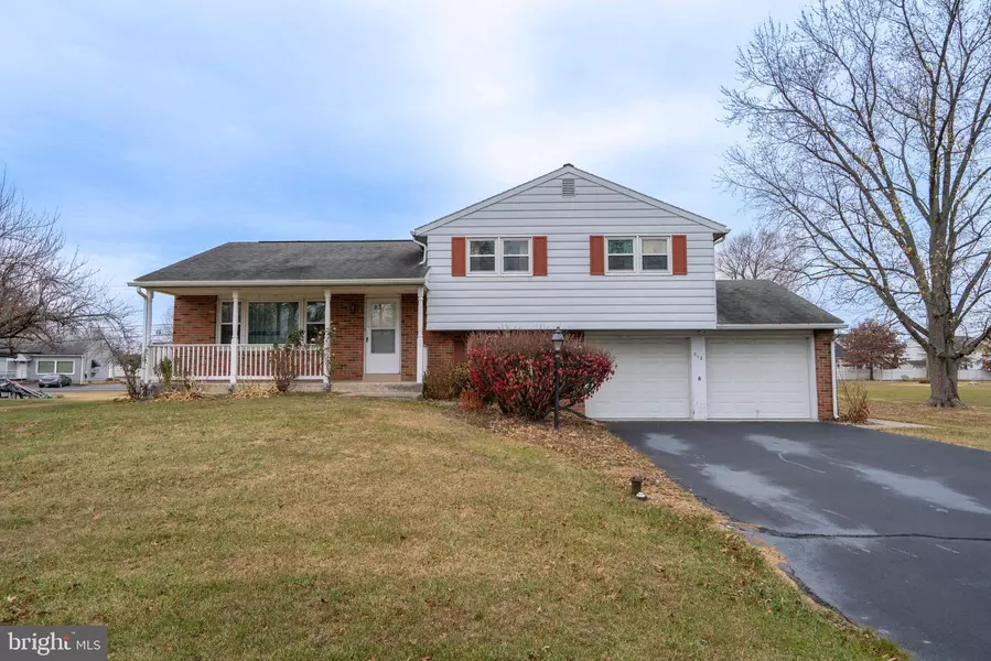 212 E SPRUCE ST, Gilbertsville, PA 19525