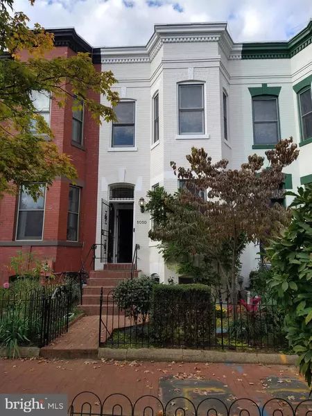 1010 INDEPENDENCE AVE SE #UPPER LEVEL, Washington, DC 20003