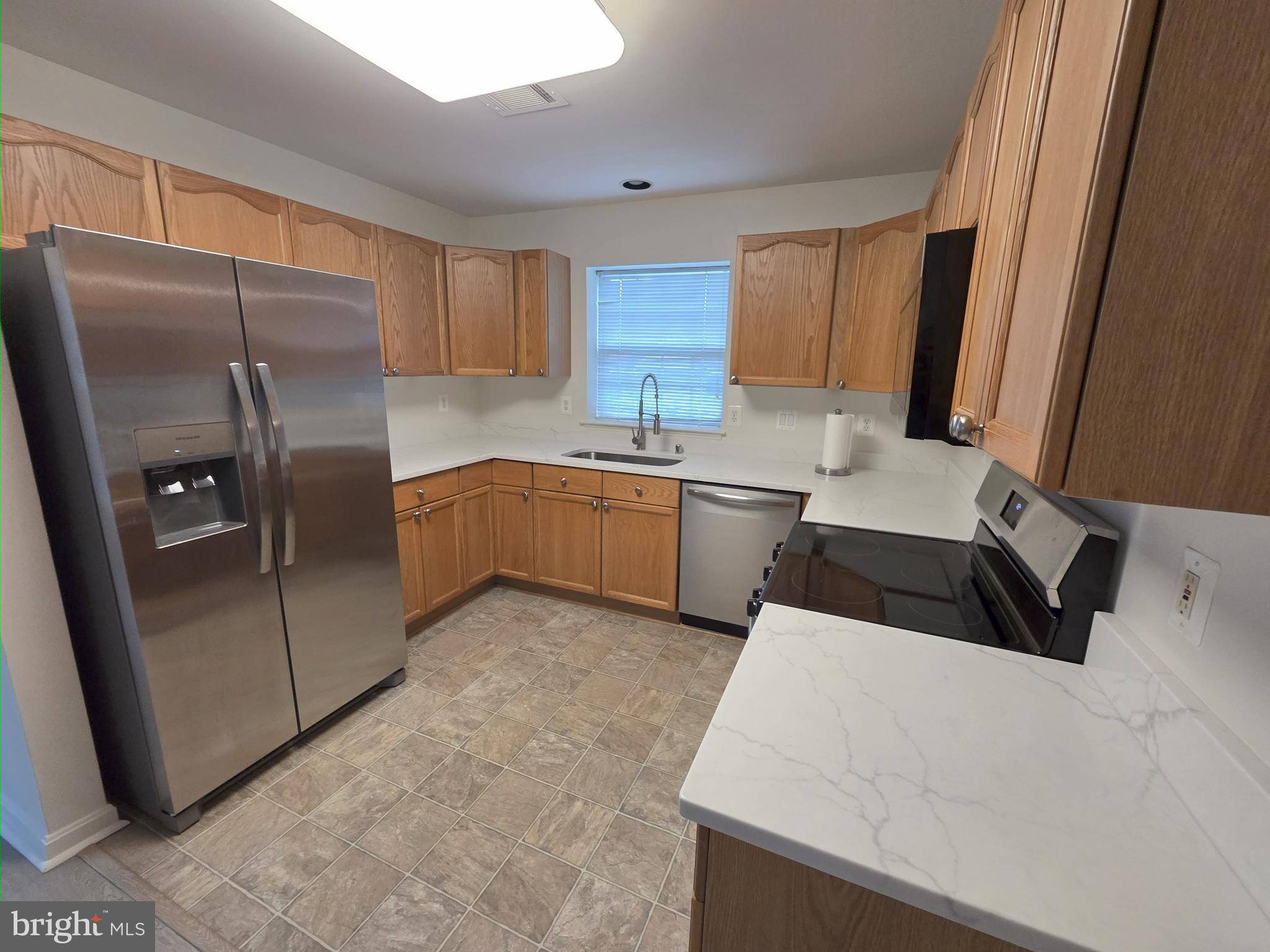 Frederick, MD 21702,2503 COLERIDGE DR #3B