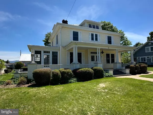 Luray, VA 22835,8 BARTLETT AVE