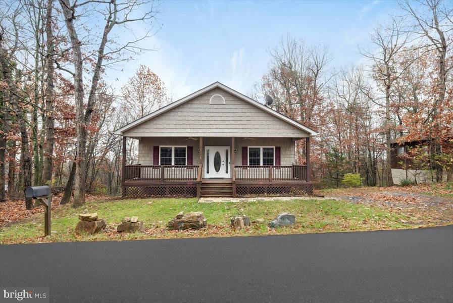 8204 SUPINLICK RIDGE RD, Basye, VA 22810