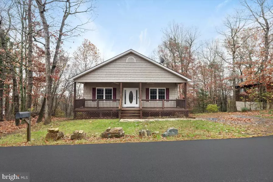 8204 SUPINLICK RIDGE RD, Mount Jackson, VA 22842