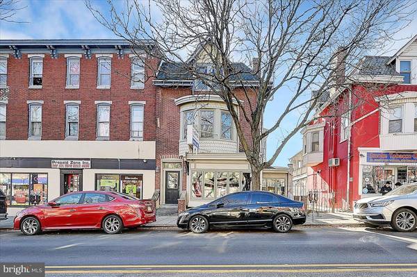 610 W MARSHALL ST, Norristown, PA 19401