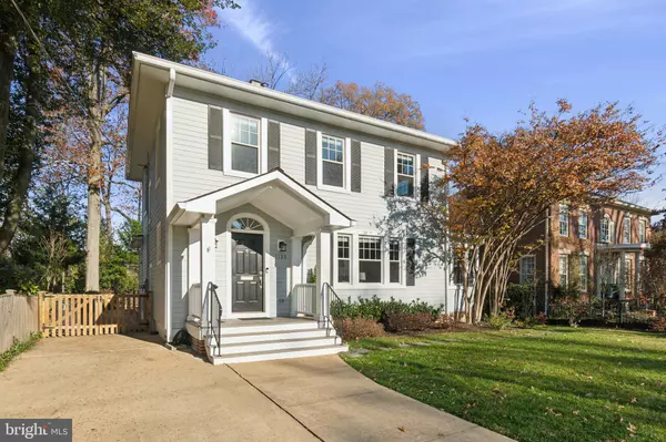 1123 S OAKCREST RD,  Arlington,  VA 22202