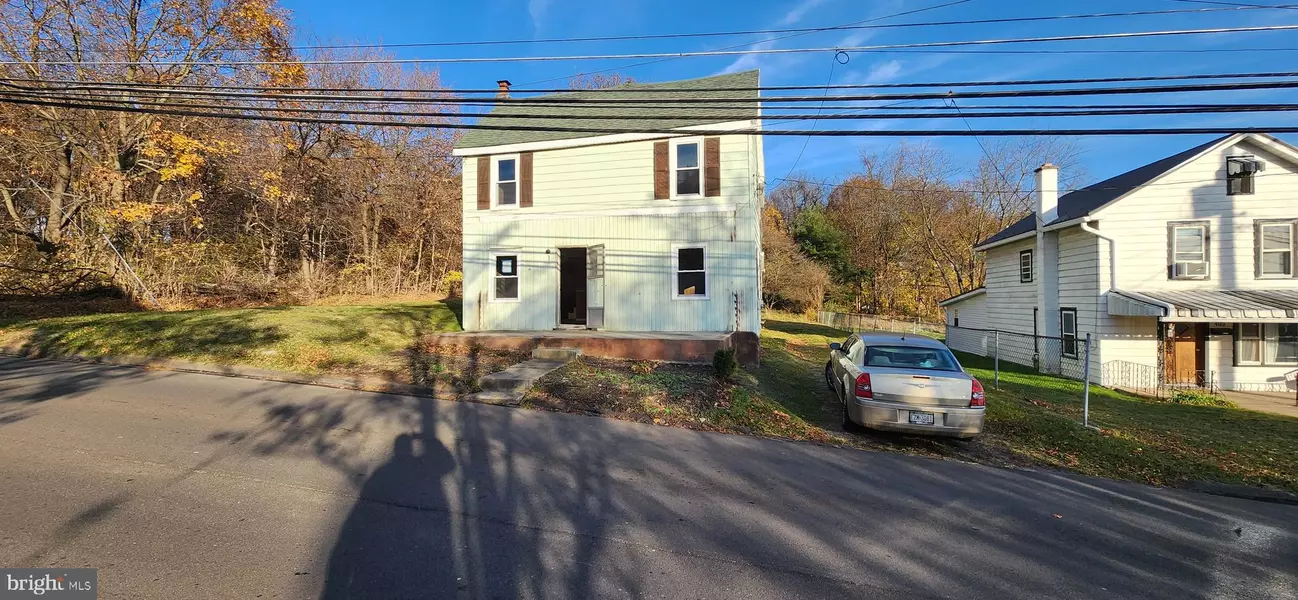 351 BROWN AVE, Milton, PA 17847