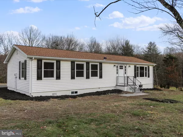 297 BIRCH GROVE LN,  Berkeley Springs,  WV 25411