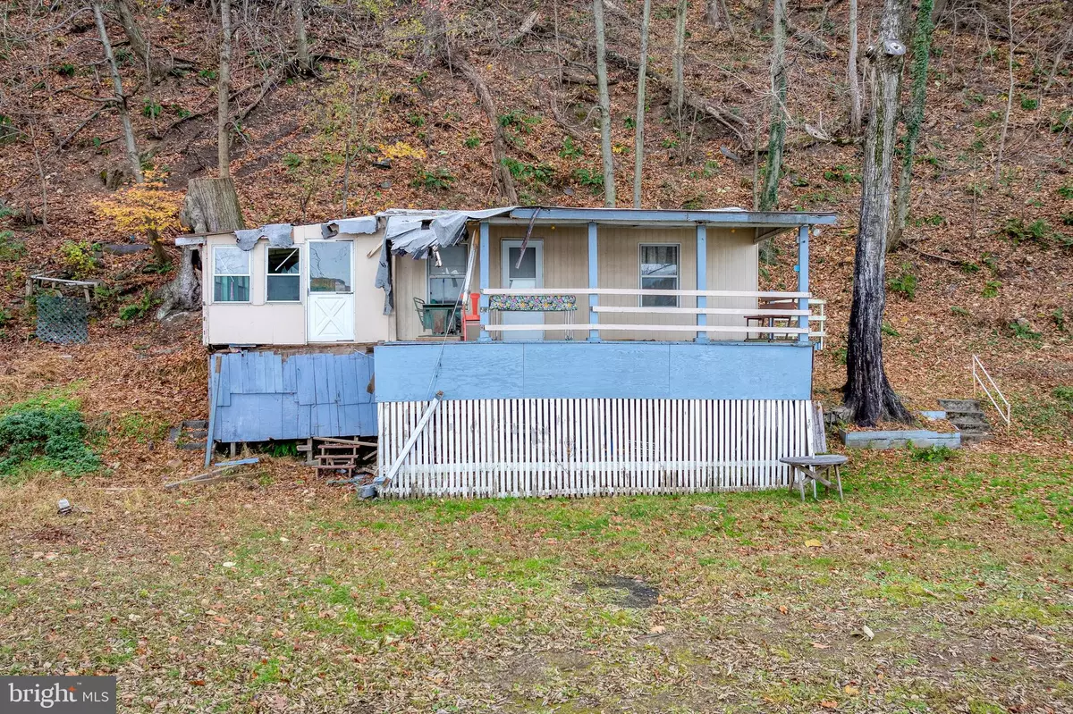 Wrightsville, PA 17368,253 MURPHYS HOLLOW LN