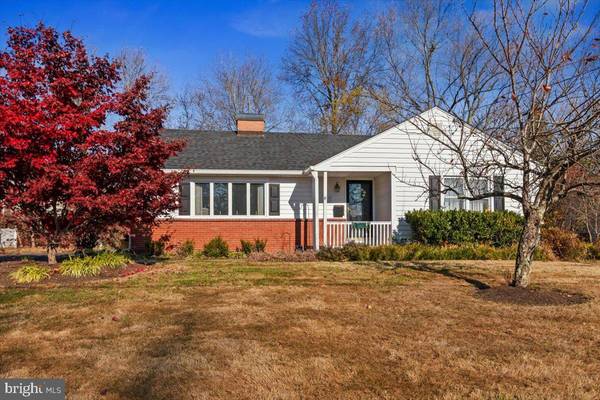 52 LAFAYETTE ST,  Hopewell,  NJ 08525