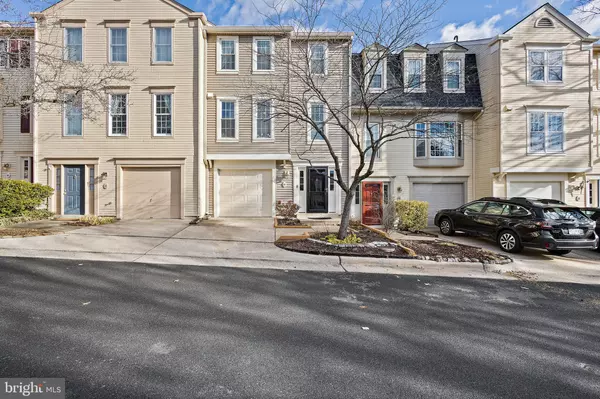 34 FENDALL AVE, Alexandria, VA 22304