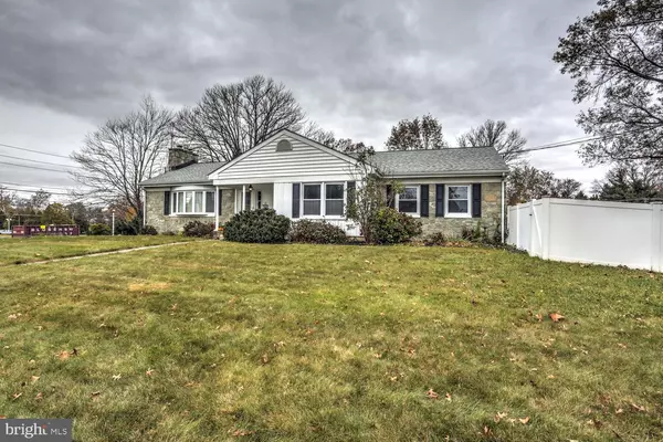 New Holland, PA 17557,561 VALLEY VIEW DR