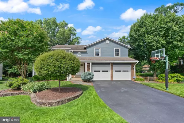 Fairfax, VA 22033,13312 TUCKAWAY DR