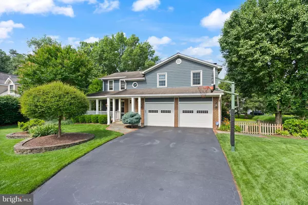 Fairfax, VA 22033,13312 TUCKAWAY DR