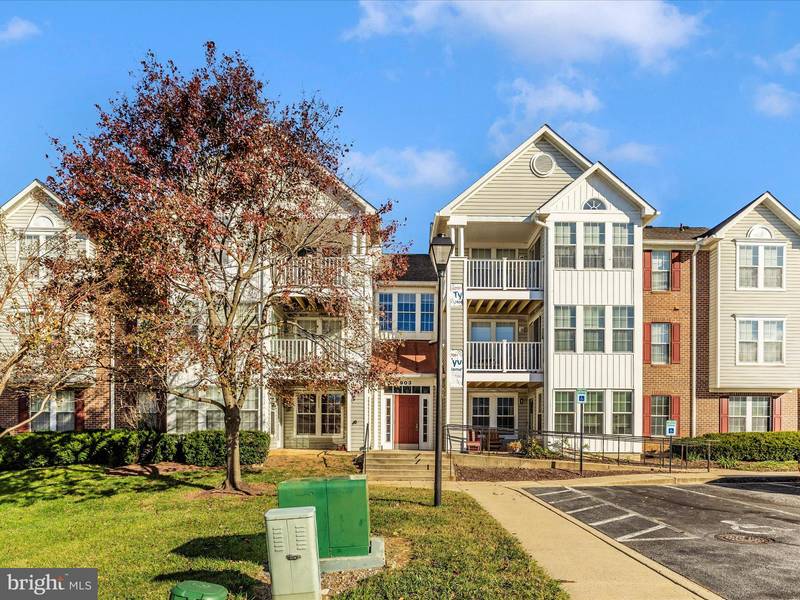 903 BLUE LEAF CT #6 3B, Frederick, MD 21701