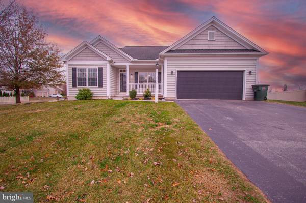 2595 ADMIRE SPRINGS DR, Dover, PA 17315