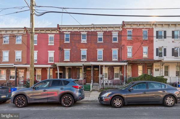 3834 FAIRMOUNT AVE, Philadelphia, PA 19104