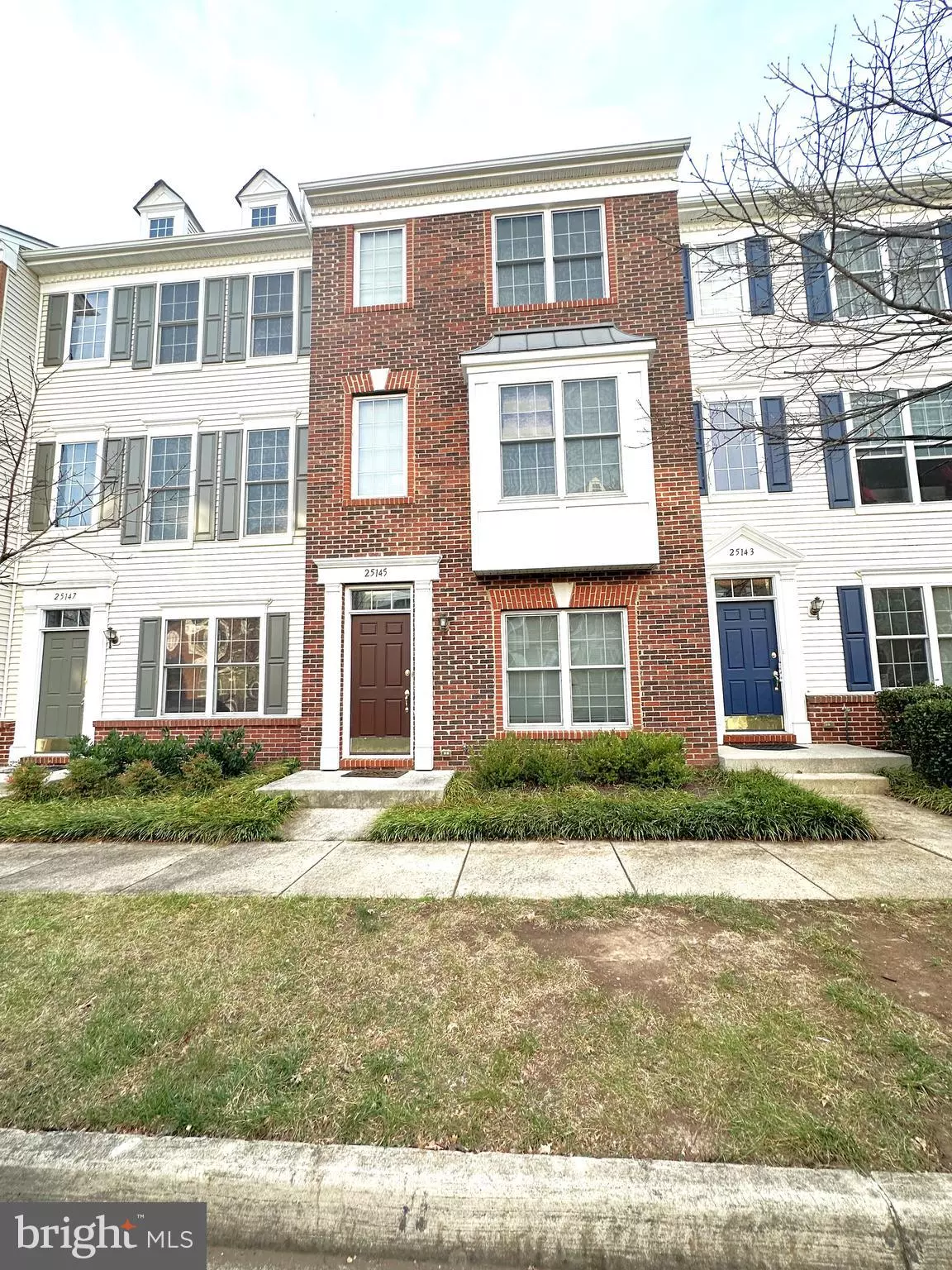 Chantilly, VA 20152,25145 SHULTZ TER