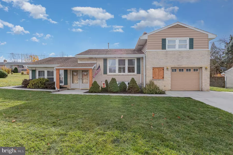 780 HOFFMAN RD, York, PA 17403