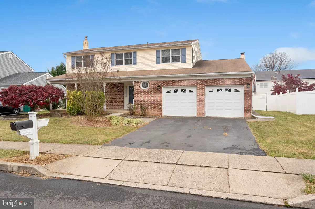 Fairless Hills, PA 19030,23 HEDGEROW DR