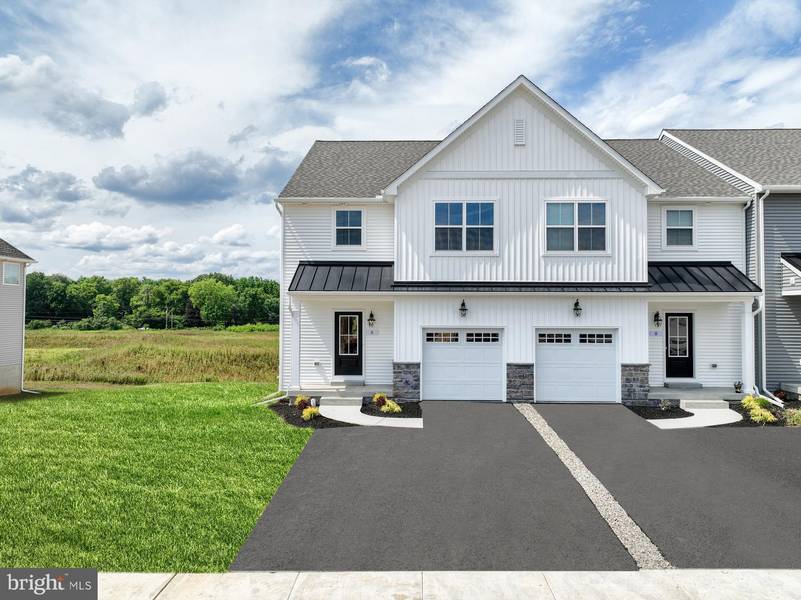 15 TILGHMAN TRL, Mechanicsburg, PA 17050