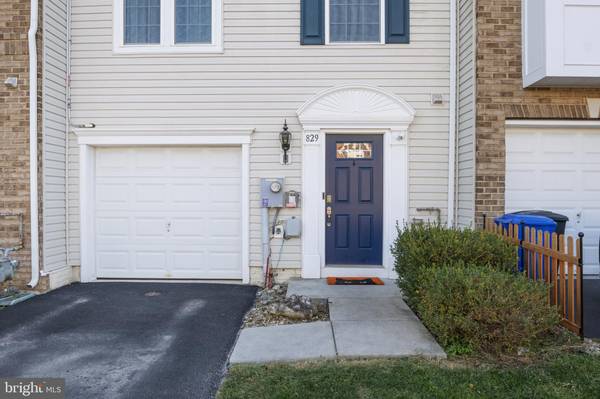 Hanover, PA 17331,829 BLOSSOM DR