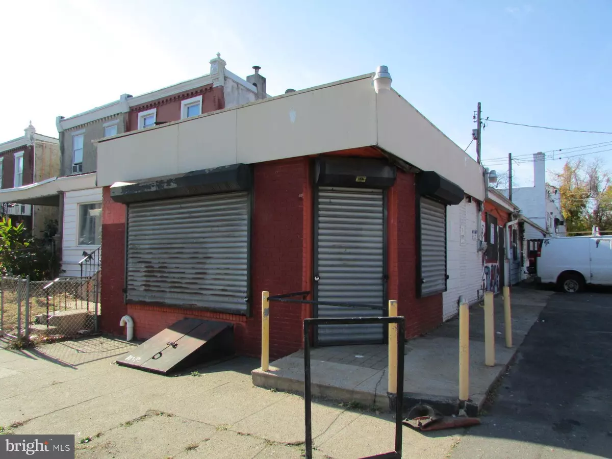 Philadelphia, PA 19120,5220 N MASCHER ST