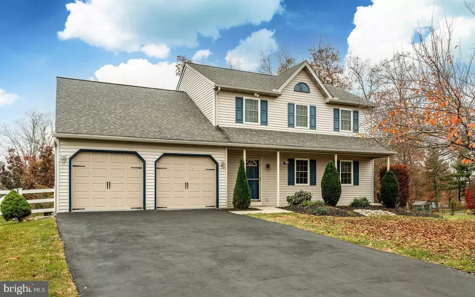 112 BRISTOL CT, Douglassville, PA 19518