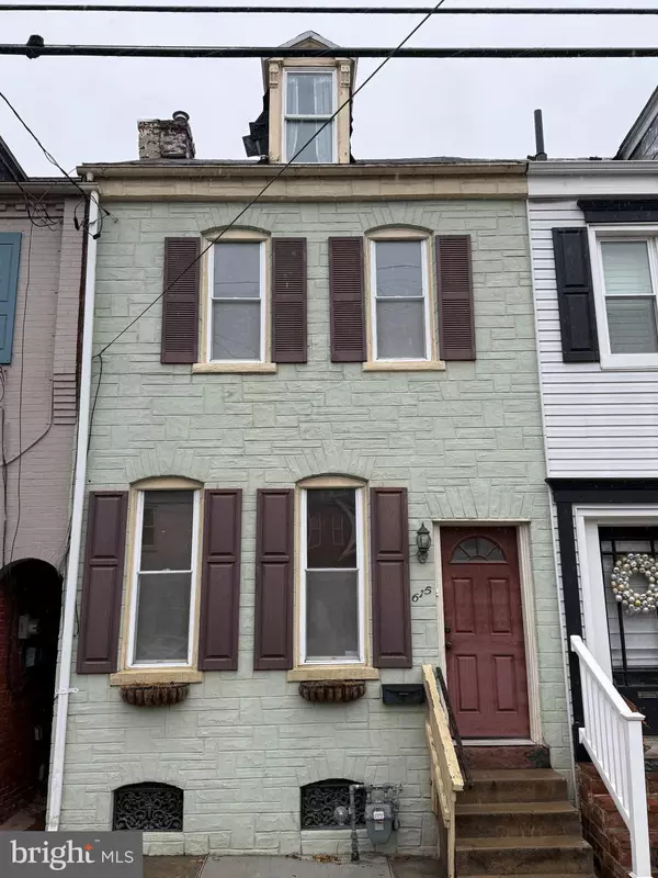 615 1ST ST, Lancaster, PA 17603