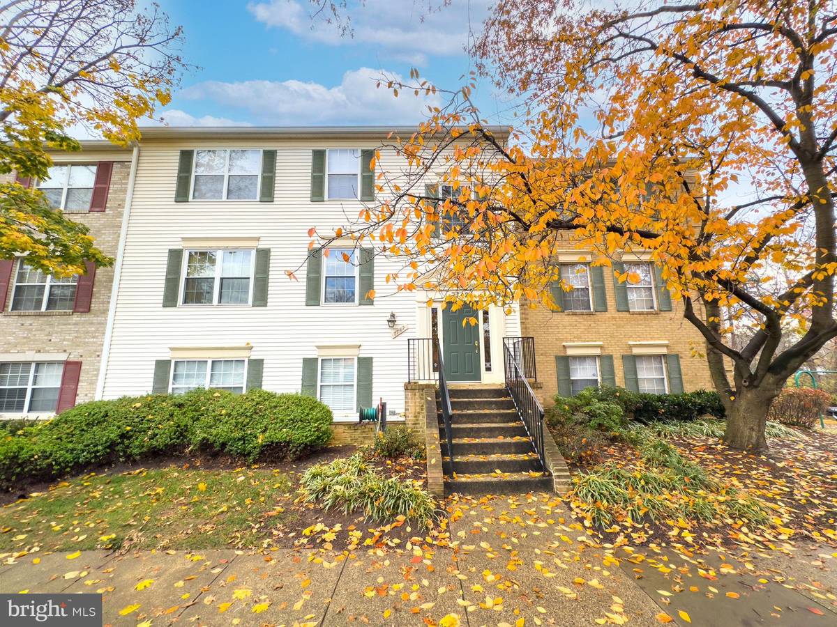 Falls Church, VA 22042,7742 NEW PROVIDENCE DR #103