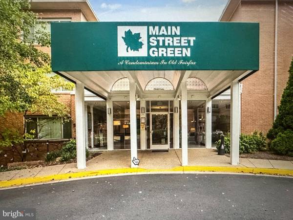 10570 MAIN ST #413, Fairfax, VA 22030