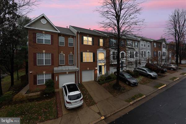 4112 HAZELWOOD CT, Fairfax, VA 22030