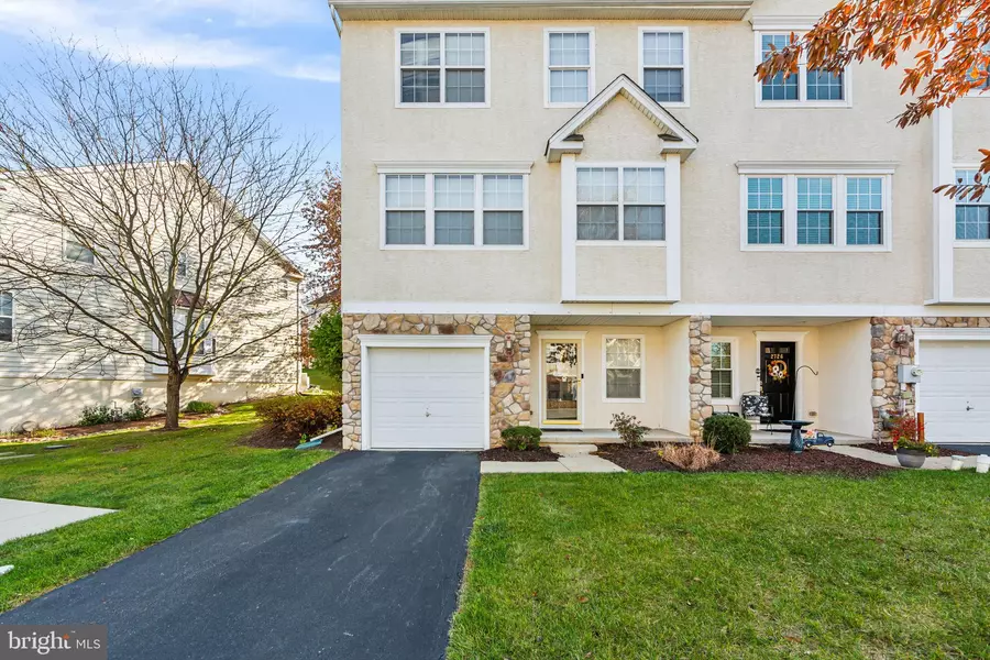 2724 FYNAMORE LN, Downingtown, PA 19335