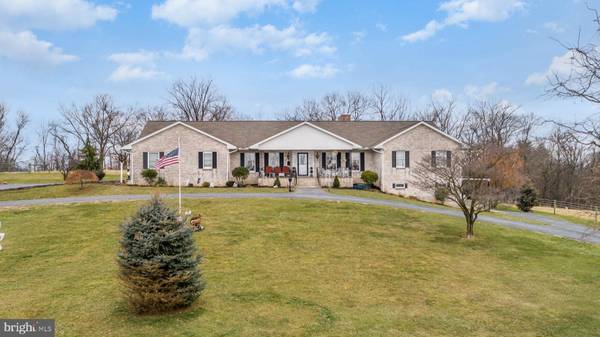 224 HEISERS LN, Carlisle, PA 17015