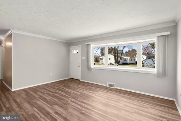 Reisterstown, MD 21136,244 PARKHOLME CIR