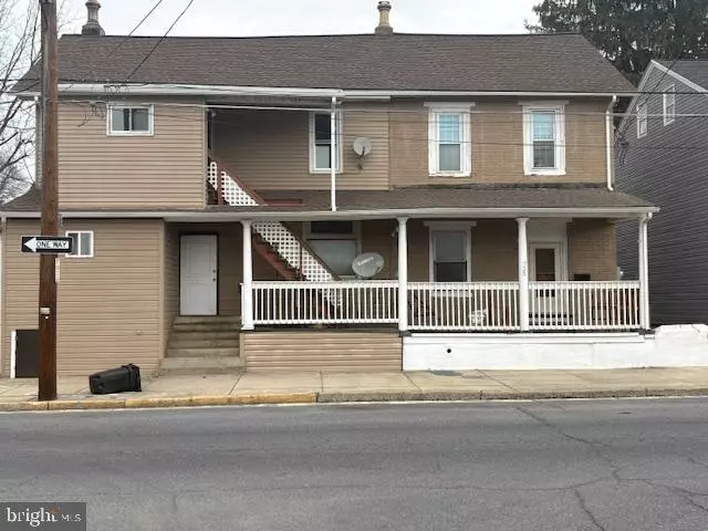 Catasauqua, PA 18032,725-727 FRONT ST