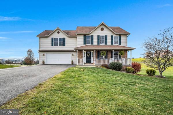 386 PHEASANT LN, Carlisle, PA 17015