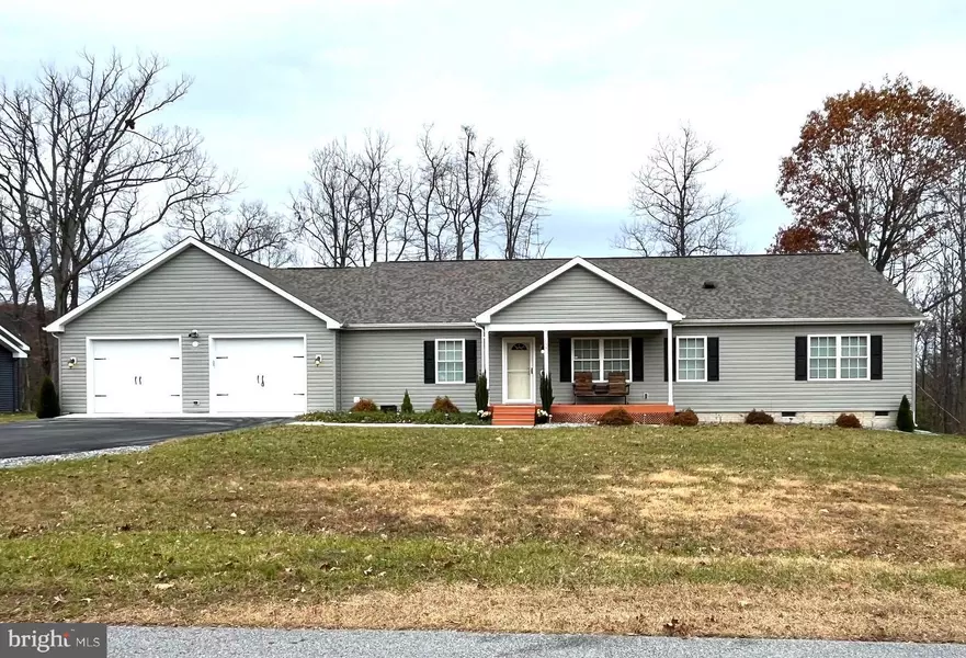 255 WAMPUM LN, Hedgesville, WV 25427