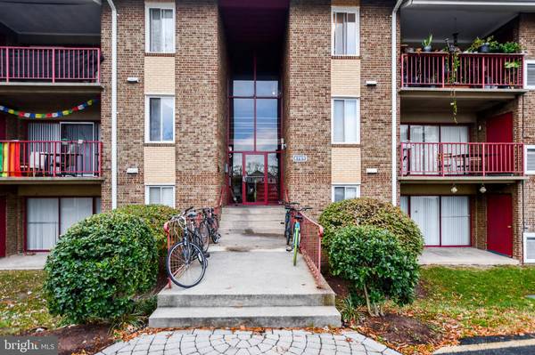 College Park, MD 20740,4709 TECUMSEH ST #203