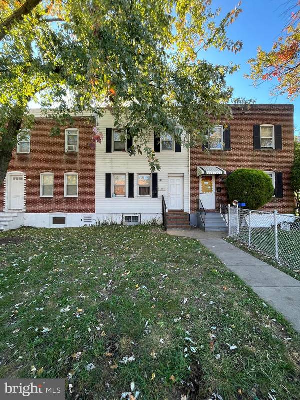 225 SOUTHERLY RD, Baltimore, MD 21225