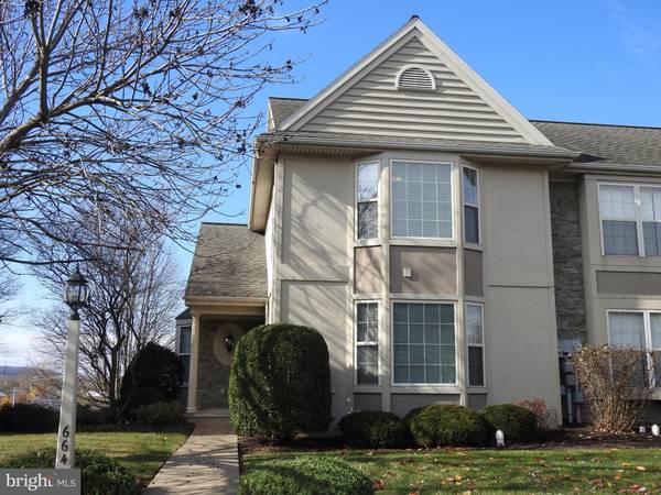 664 ROYAL VIEW DR, Lancaster, PA 17601