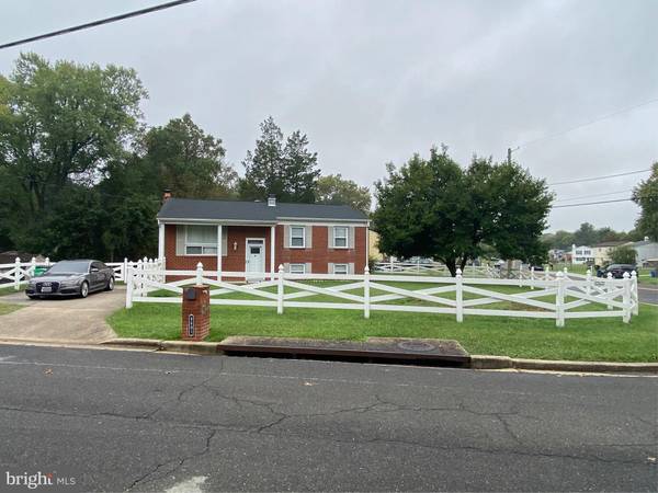 Clinton, MD 20735,9601 SMALL DR